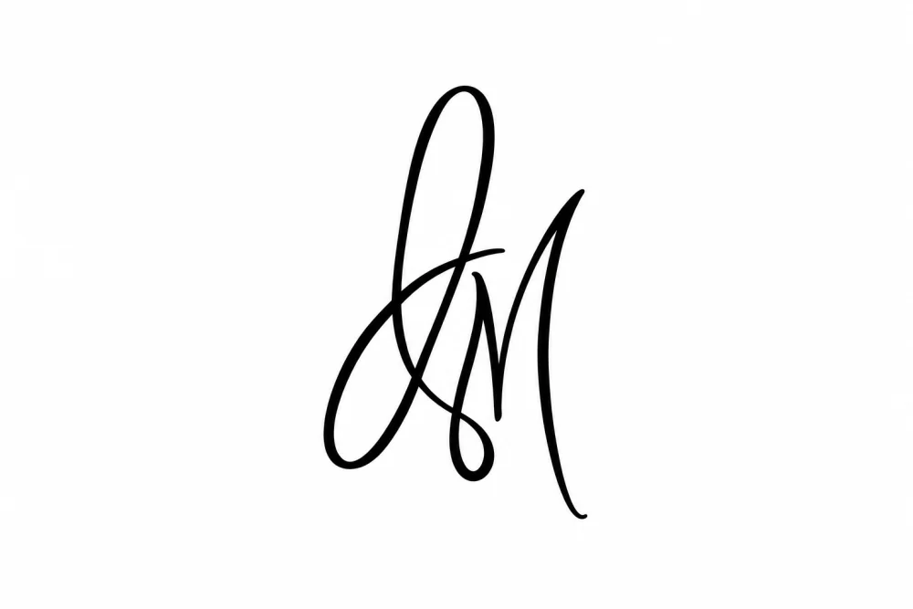 Alex Morgan rendered in the Initial Monogram signature style