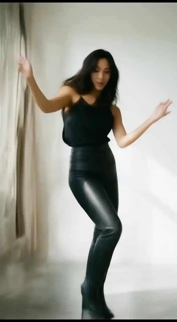 Elegant Moves, One-Click Replication