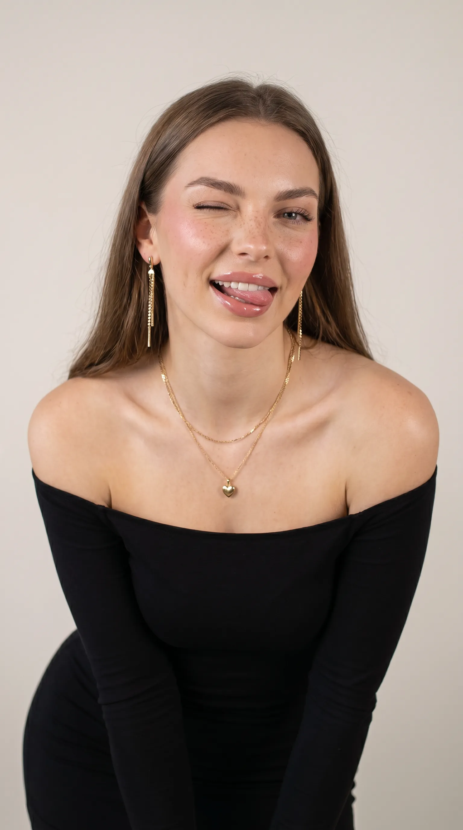AI Flirty Fashion Portrait Generator
