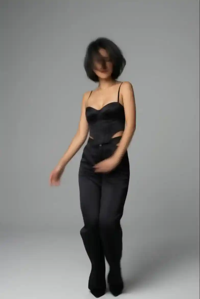 Dance Instantly with One Photo