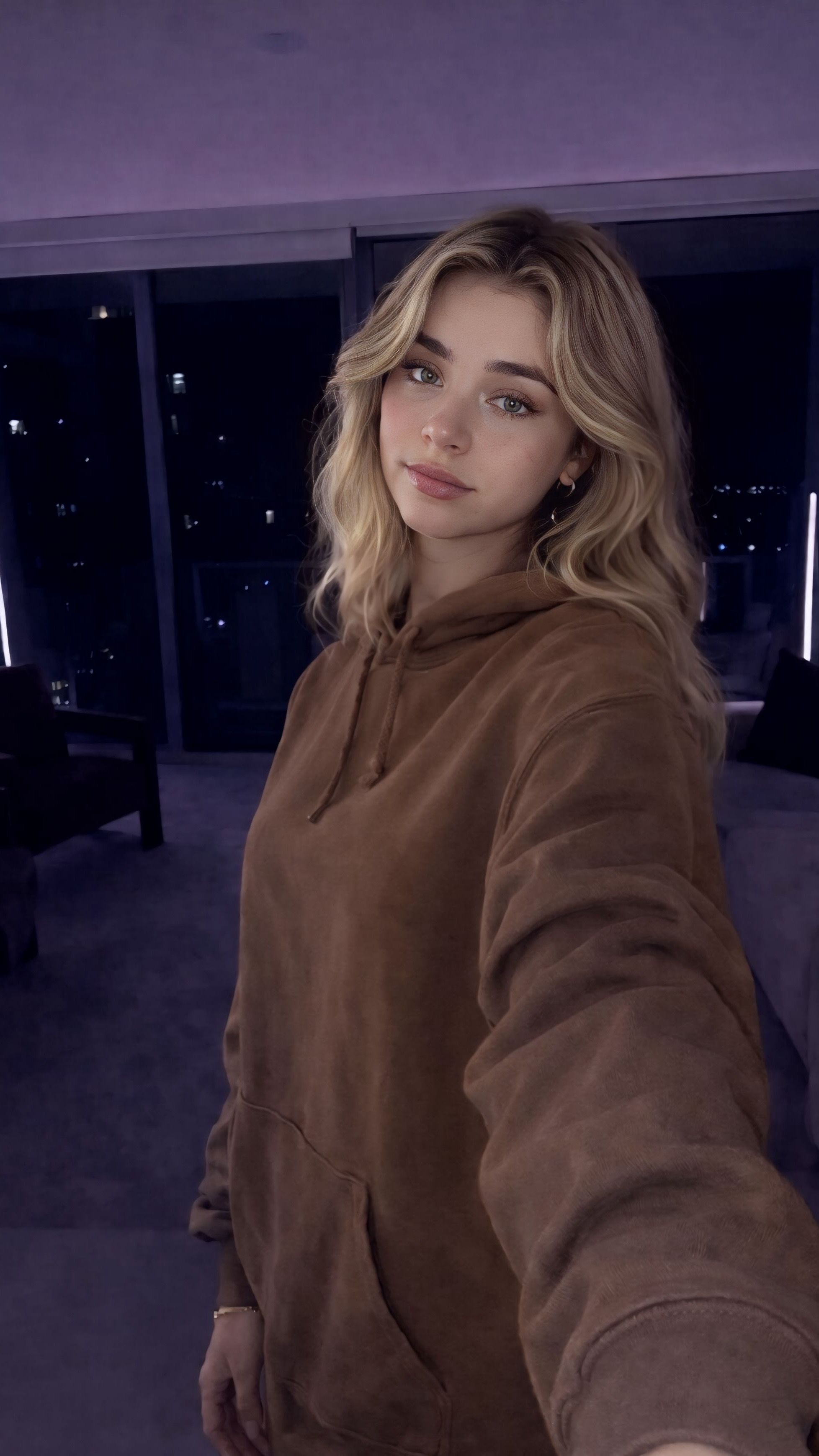 Reference image 1 for PIKA_2_2 generation