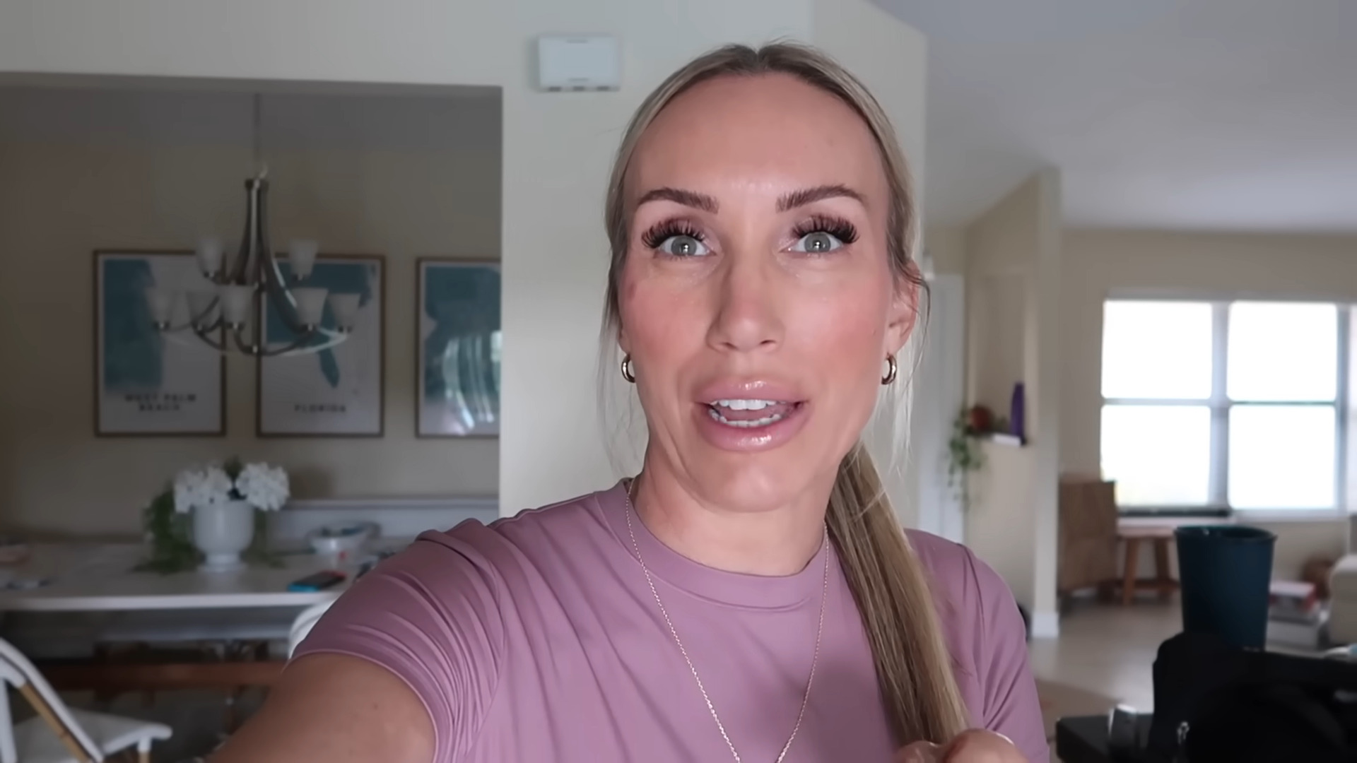 Reference image 2 for WERYAI_IMAGE_2_0 generation