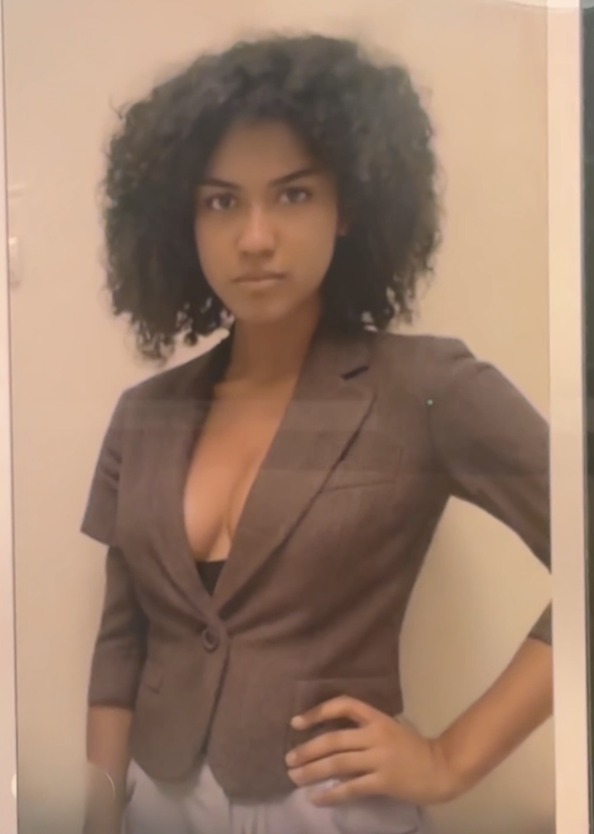 Reference image 1 for HAILUO_2_3_STA_FAST generation