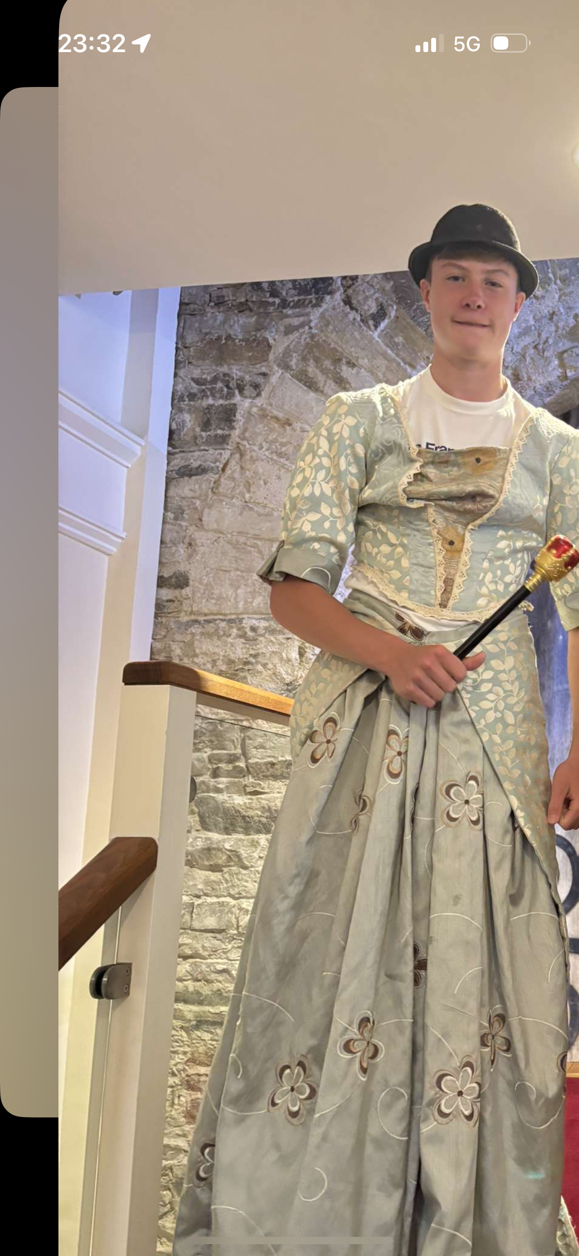 Reference image 1 for PIKA_2_2 generation