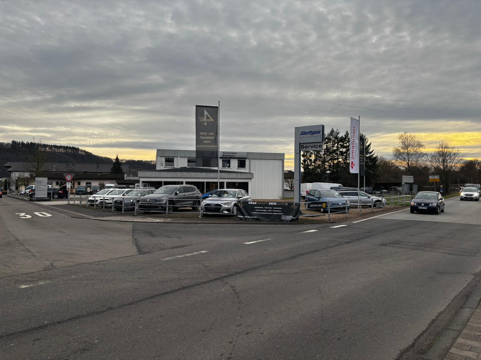 Reference image 1 for PIKA_2_2 generation