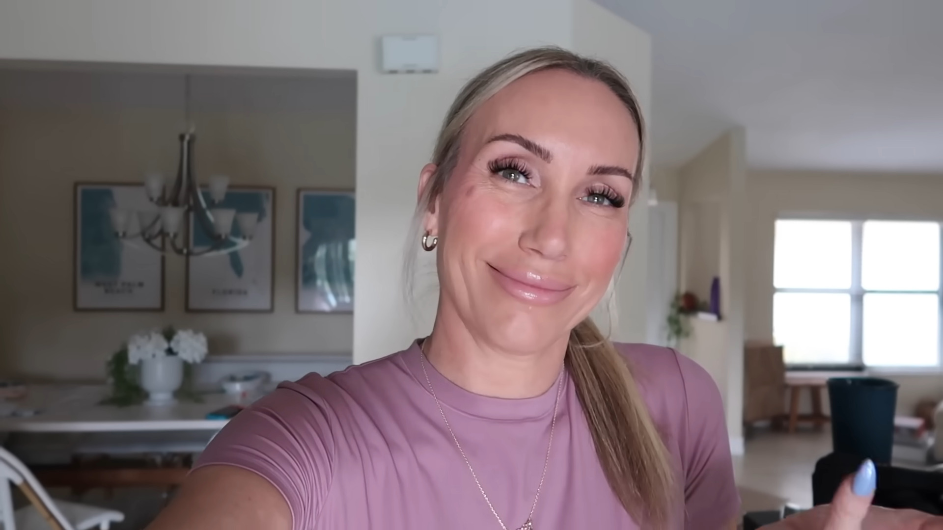 Reference image 1 for WERYAI_IMAGE_2_0 generation